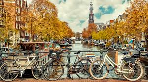 canals-canvas-and-contradictions-our-amsterdam-october