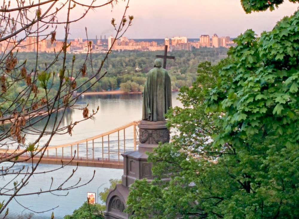 jetons-babushkas-and-golden-domes-my-first-ukrainian-adventure