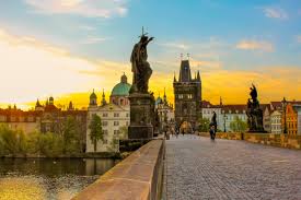 spires-peacocks-and-perfect-pilsner-falling-under-pragues-spell